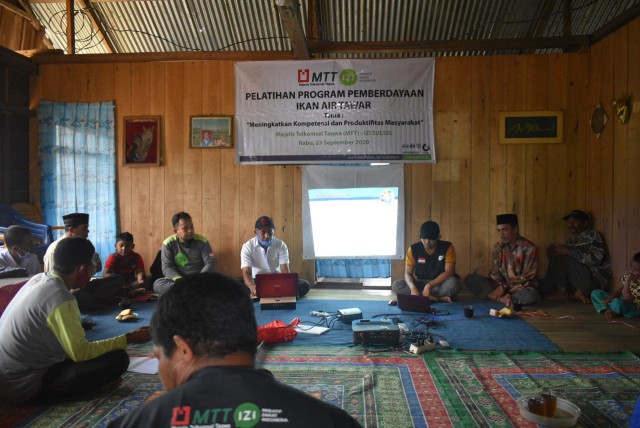 "IZI dan MTT Lestarikan Budidaya Ikan Air Tawar Dusun Matteko" - Dok. IZI