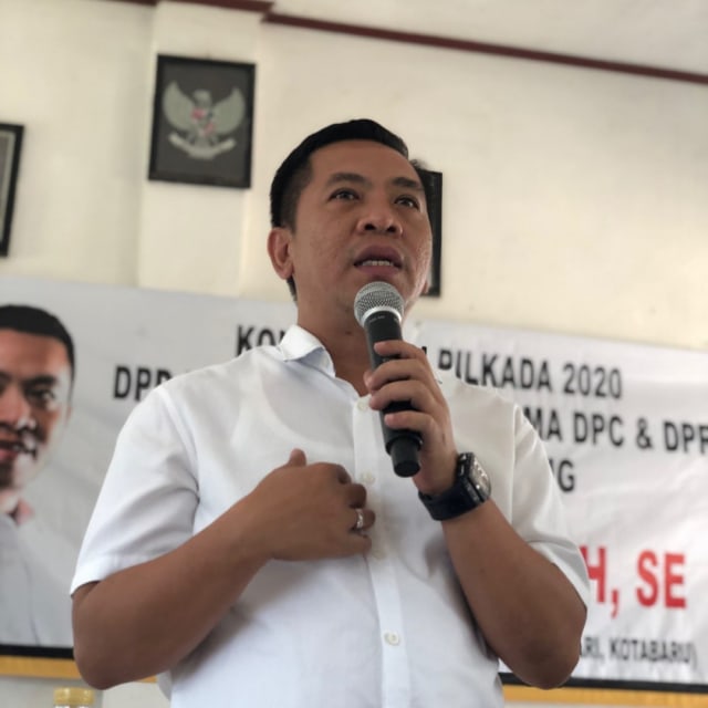 Calon Wakil Bupati Karawang, Aep Syaepuloh. Foto: dok. Instagram Aep Syaepuloh