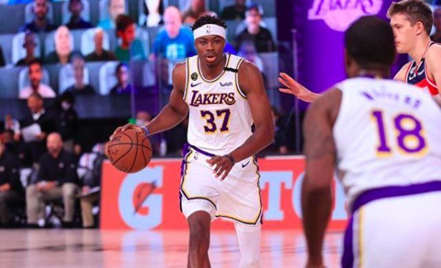 sumber: IG Kostas Antetokounmpo