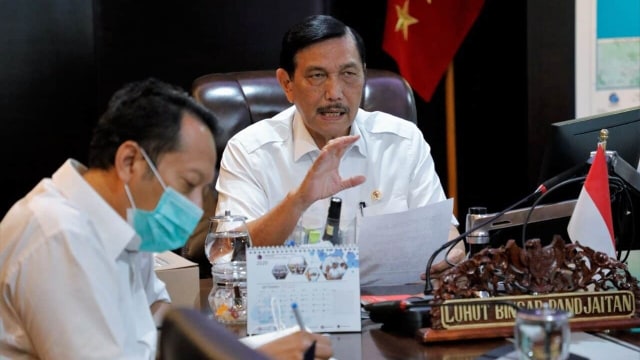 Menko Marves Luhut B. Pandjaitan sebagai Wakil Ketua Komite Kebijakan Pengendalian COVID-19 dan Pemulihan Ekonomi Nasional. Foto: Maritim.go.id