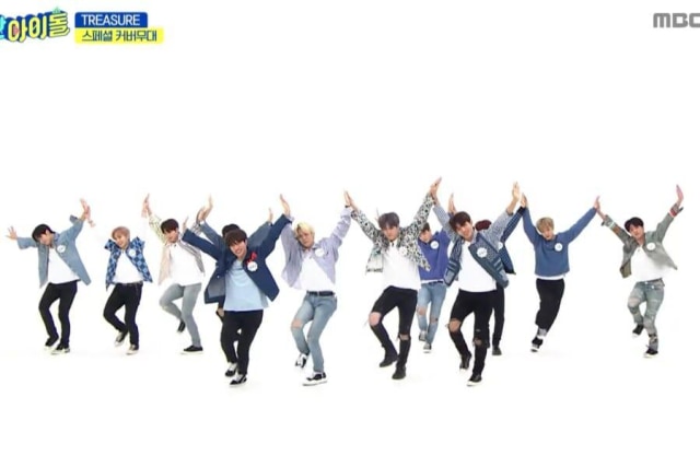 Weekly Idol Foto: Doc : Soompi