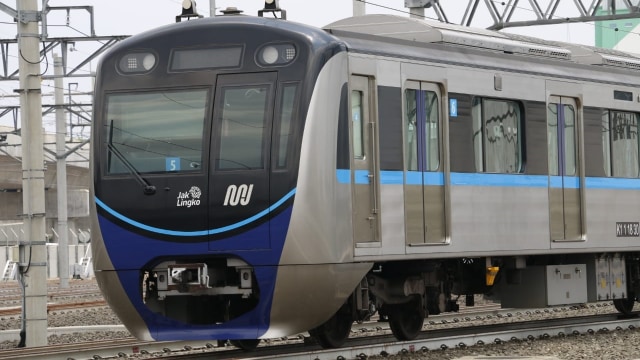 Kereta MRT di Pusat Kontrol Operasi di Depo Moda MRT Jakarta, Lebak Bulus, Jakarta Selatan, pada Jumat (2/9). Foto: Dok. Pemprov DKI Jakarta