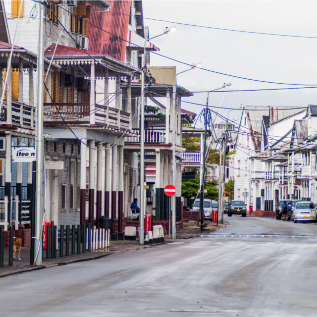 Suasana di Suriname Foto: Shutter Stock