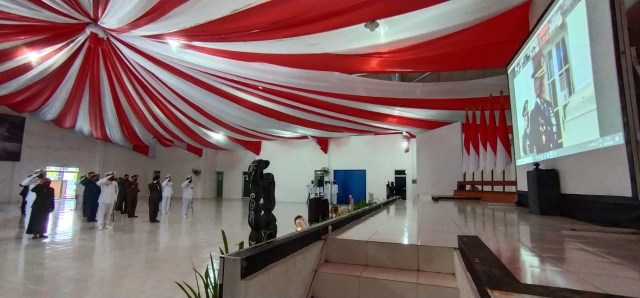 Upacara HUT TNI ke-75, yang dipusatkan di Mako Armada III Kota Sorong, dilakukan secara virtual, foto : Yanti