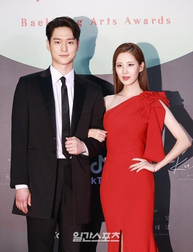 Ku Gyung-pyo dan Seohyun tampil serasi. Foto: Pinterest