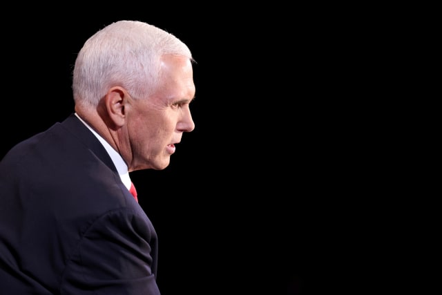 Wakil Presiden AS Mike Pence saat debat kampanye wakil presiden di kampus Universitas Utah, Salt Lake City, Utah, Amerika Serikat, (7/10). Foto: REUTERS