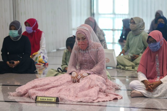 Ilustrasi prosesi pernikahan di masa corona. Foto: Suparta/acehkini