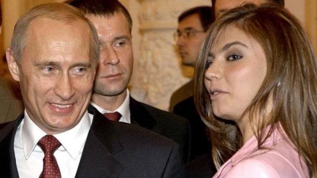 VladimirPutin bersama Alina Kabaeva. Foto: Reuters//ITAR-TASS/PRESIDENTIAL PRESS SERVICE