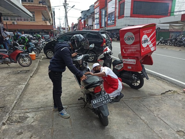 Layanan Honda Care berikan kemudahan kepada konsumen Honda di Kalbar. Foto: Dok. Astra Motor Kalbar