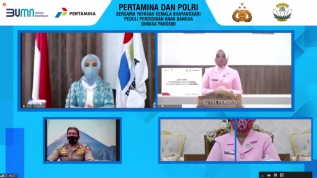 Acara penyerahan bantuan pendidikan berupa laptop dari Pertamina kepada Yayasan Kemala Bhayangkari. Foto: Dok HI!Pontianak