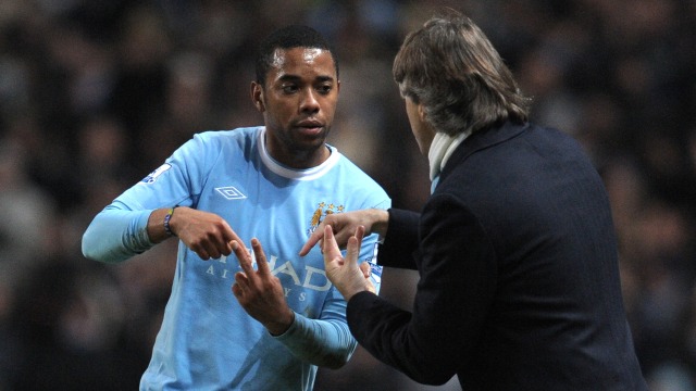 Robinho saat bermain di Manchester City. Foto:  ANDREW YATES/AFP