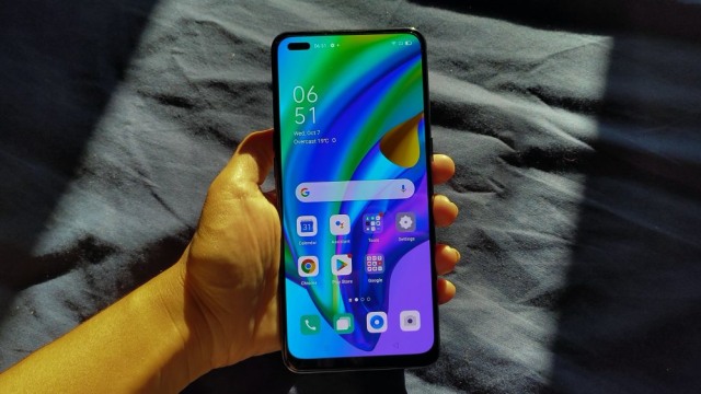 Oppo Reno 4 F Foto: Astrid Rahadiani Putri/kumparan