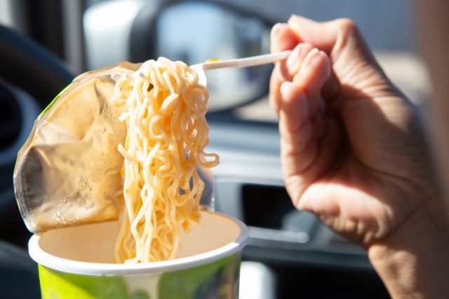 ilustrasi mi instan cup Foto: shutter stock