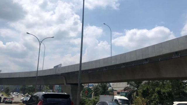 Simpang susun Sentul. Foto: Arifin Asydad/kumparan