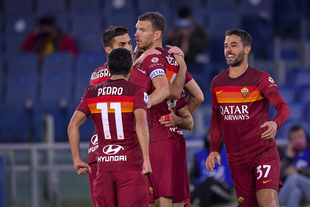 Pertandingan AS Roma vs Benevento di Liga Italia. Foto: Twitter/@ASRomaEN
