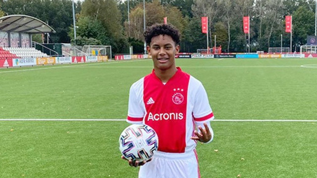 Noah Gesser. Foto: Instagram/@ajaxyouthacademy