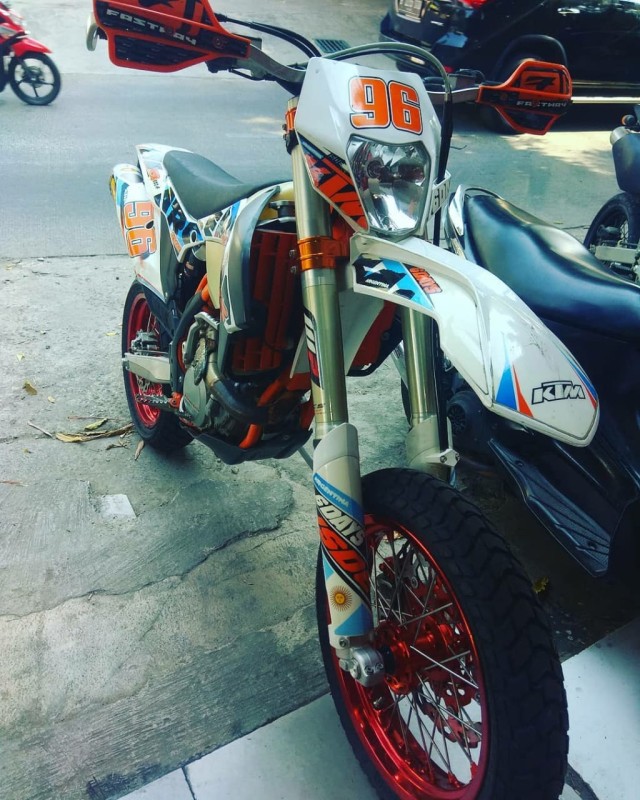 Contoh motor Supermoto. Foto: Hilman Novayanto/Abah Custom