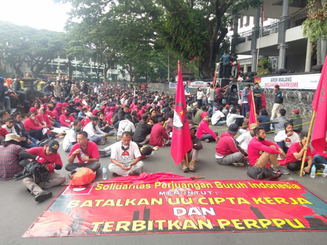 Aksi Tolak Omnibus Law Jilid 2 . Foto: Ben