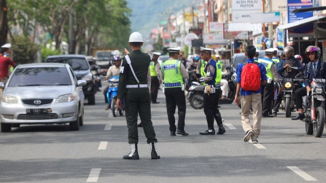 Ilustrasi razia kenderaan bermotor di Aceh. Foto: Suparta/acehkini