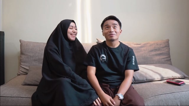 Taqy Malik dan Sherel Thalib. Foto: YouTube/Taqy Malik