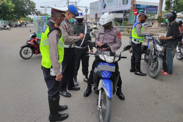 Hari pertama pelaksanaan operasi Zebra Seulawah 2020 di Aceh, Senin (26/10). Foto: Dok. Ditlantas Polda Aceh