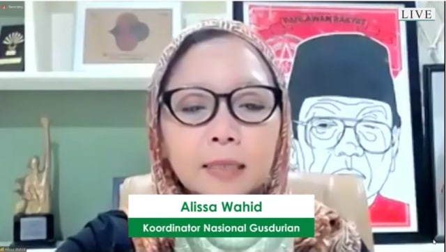 Alissa Wahid dalam bedah buku KH Oesman Mansoer.