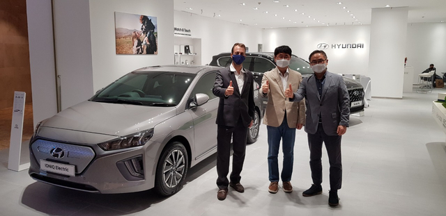 Peresmian Hyundai City Store pertama di Indonesia, berlokasi di Lotte Shopping Avenue, Kuningan, Jakarta. Foto: dok. HMID