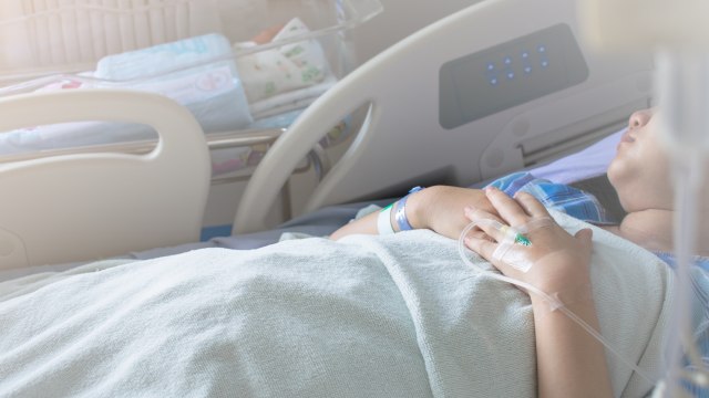 Kisah Ibu yang Meninggal Usai Melahirkan karena Kejang.
Foto: Shutterstock