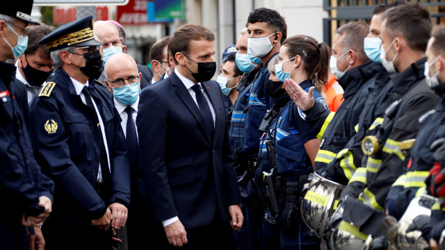 Suasana Gereja Notre Dame Prancis usai serangan. Foto: Eric Gailard/Reuters