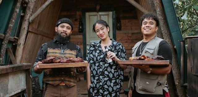 youtube: BBQ Mountain Boys