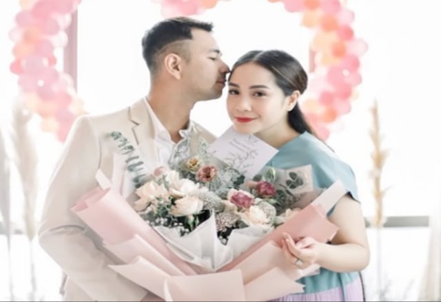 Raffi Ahmad dan Nagita Slavina. Instagram @raffinagita1717