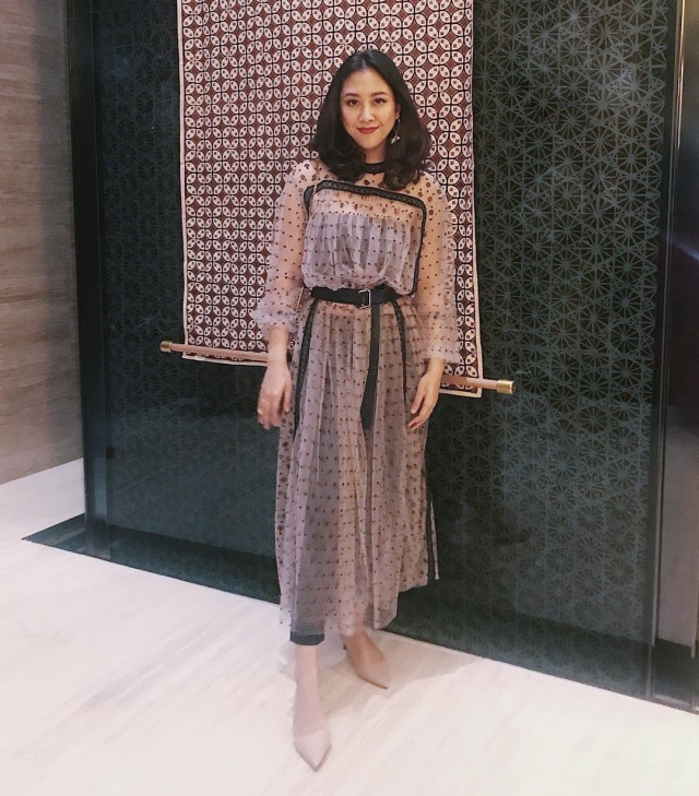 Transformasi Gaya Sherina Munaf. Foto: dok. Instagram @sherinasinna