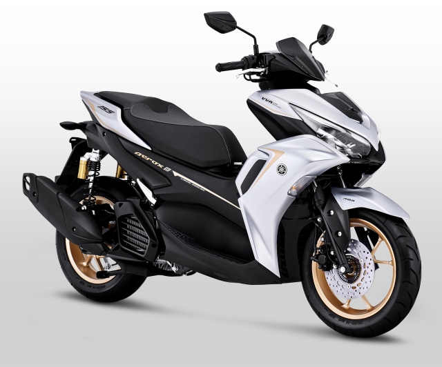 All New Yamaha Aerox Connected/ABS opsi warna Prestige Silver. Foto: YIMM