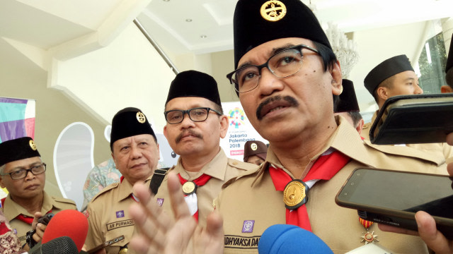 Adhyaksa Dault di Kantor Wapres (Foto: Kevin Kurnianto/kumparan)