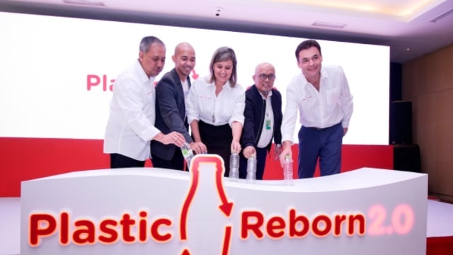 Plastic Reborn 2.0 dok Coca-Cola