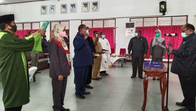 Wali Kota Sorong melantik 49 pejabat administrator dan pengawas di lingkungan Pemkot Sorong, Rabu (4/11), foto : Yantii