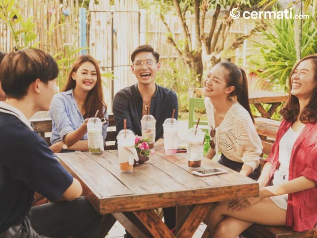7 Tips Hemat saat Menikmati Kehidupan Sosial dengan Nyaman