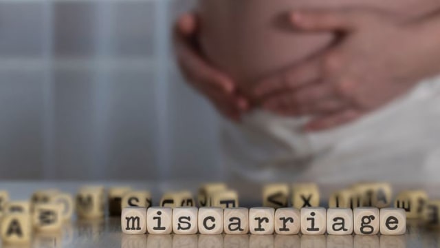 Waspadai Tanda-tanda Keguguran