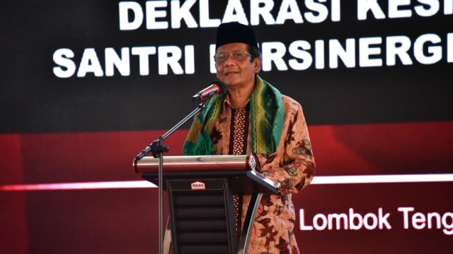 Menkopolhukam Mahfud MD menghadiri Deklarasi Kesiapsiagaan Nasional Bersama 90 Santri. Foto: Humas BNPT