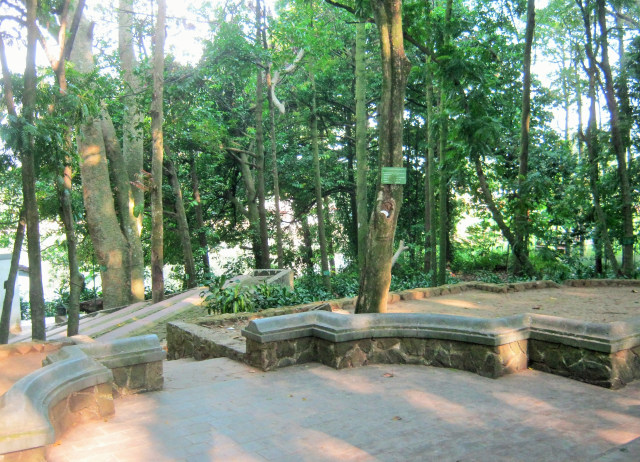 Taman Hutan Raya Dago. Sumber: Wikimedia Commons