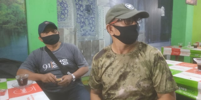 Dialog pedagang di Kayutangan. Foto: Ulul Azmy