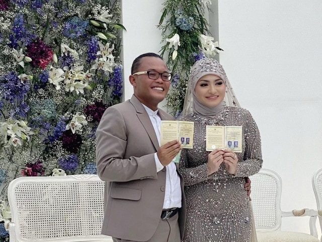 Sule dan Nathalie Holscher Resmi Menikah. Foto: Instagram/ferdinan_sule