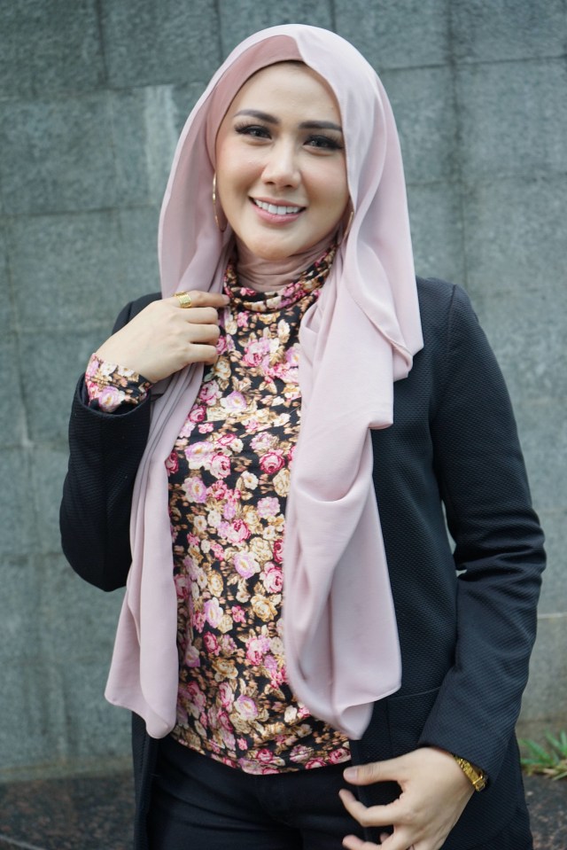 Rey Utami saat ditemui dikawasan Tendean, Jakarta, Senin, (16/11).  Foto: Ronny