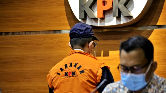 Konferensi pers penahanan Wali Kota Dumai Zulkifli AS di Kasus Suap DAK, Selasa (17/11). Foto: Humas KPK