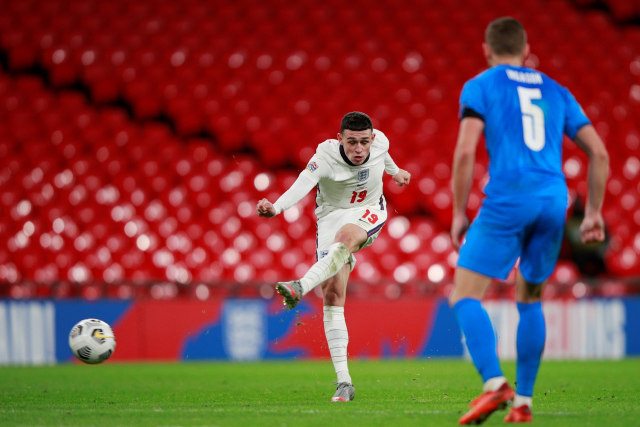 Pemain timnas Inggris Phil Foden saat melawan Islandia pada pertandingan lanjutan UEFA Nations League di Stadion Wembley, London, Inggris. Foto: Ian Walton/Pool/REUTERS