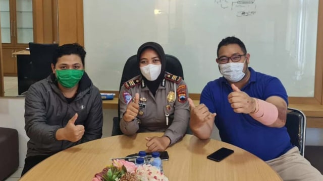 Tabrakan Ayla Vs CBR1000RR SP berujung damai, korban tolak ganti rugi rumah dan mobil.
 Foto: Dok. Satlantas Polres Banyumas