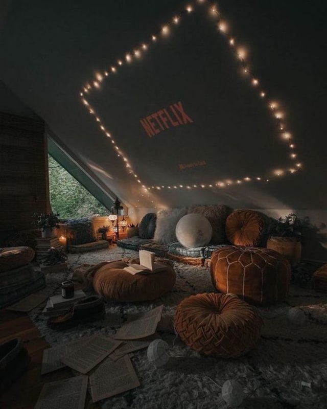 Download Film dan IndoXXI ilegal, pilih Netflix saja