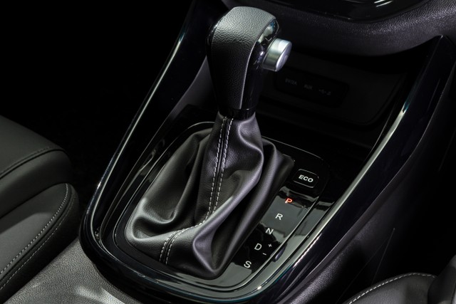 Transmisi Wuling Almaz Limited Edition. Foto: dok. Wuling Motors