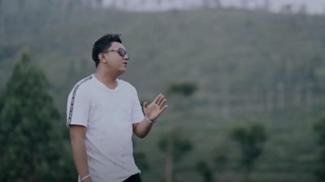 Denny Caknan Penyanyi Lagu Los Dol Foto: dok Correcto