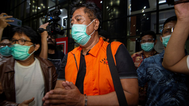 Direktur PT Dua Putra Perkasa (DPP) Suharjito usai menjalani pemeriksaan terkait kasus dugaan korupsi ekspor benih lobster di Gedung KPK, Jakarta, Kamis (26/11). Foto: ANTARA FOTO/Aditya Pradana Putra